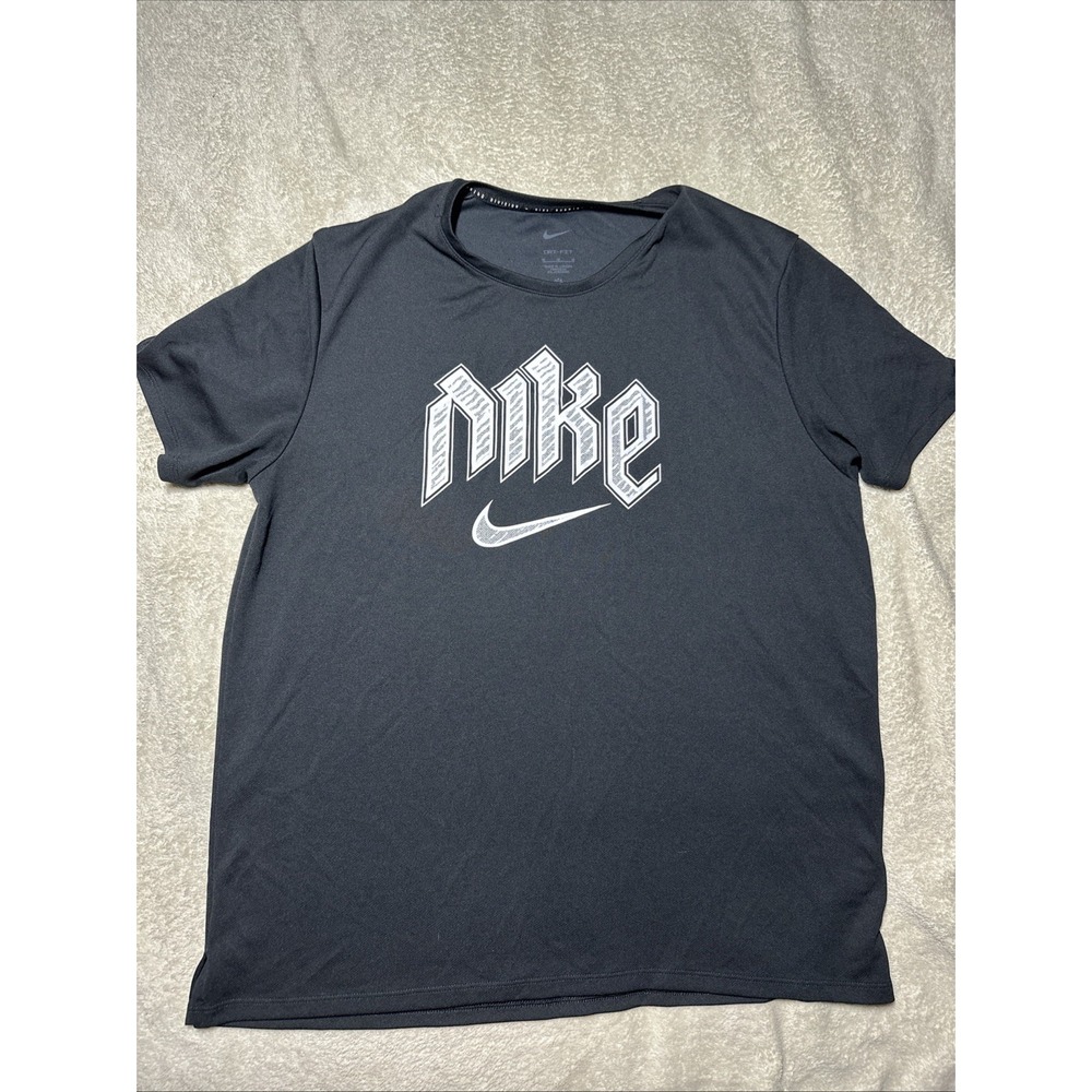 Men's Nike Tshirt Running Division Dri Fit Size Medium Black Gently Used